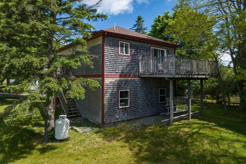 2 Bedroom Home W/ Pondside View Backyard Maine Escape Bar Harbor Exterior photo